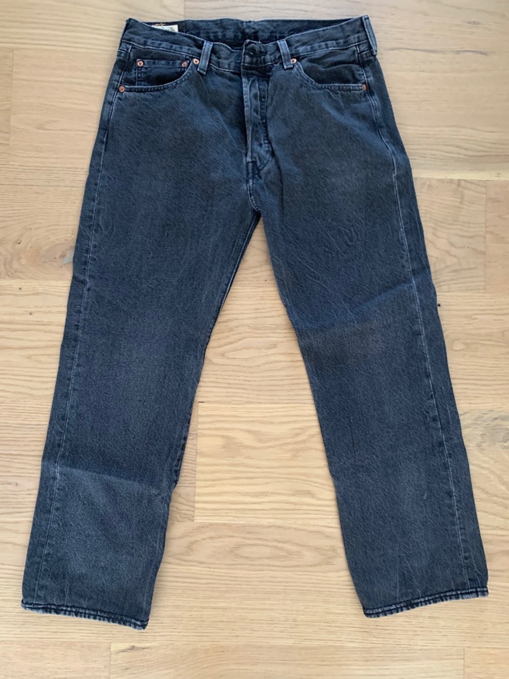 Levis 501 distressed Black/Grey size 34x32 (Hemmed to 29)
